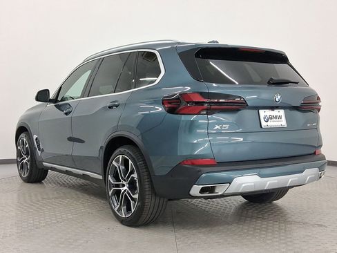 New 2026 BMW X5 sDrive40i w/ Climate Comfort Package image 3