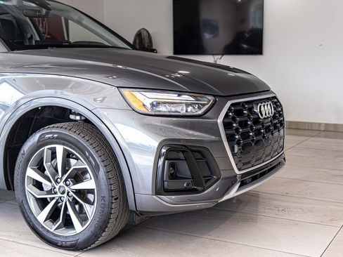 Used 2023 Audi Q5 2.0T Premium Plus image 3