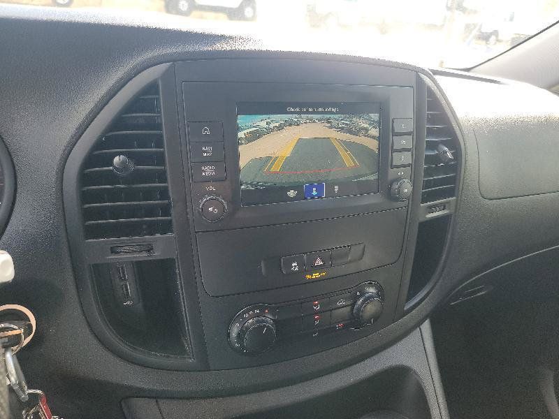 Used 2023 Mercedes-Benz Metris image 15