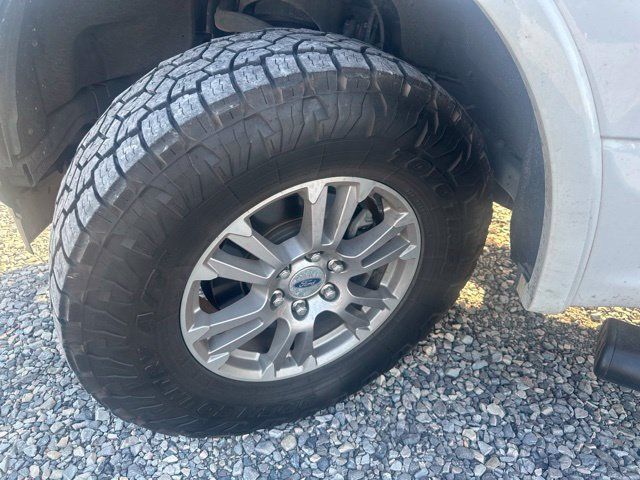 Used 2019 Ford F150 Lariat AWD/4WD image 8