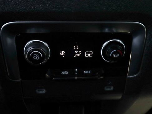 Used 2022 Chevrolet Tahoe Z71 AWD/4WD image 44