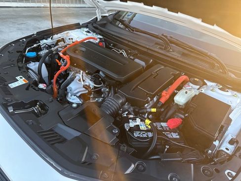 Used 2024 Honda Accord Sport image 29