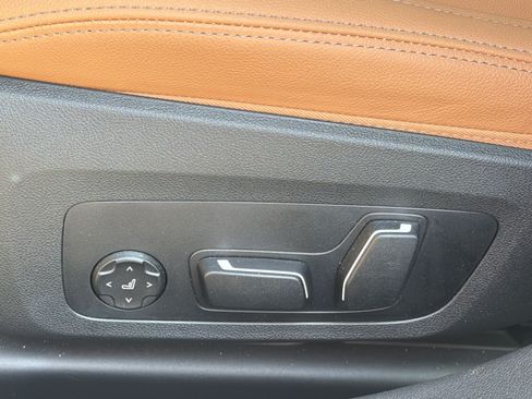 Used 2026 BMW i4 xDrive40i w/ M Sport Package AWD/4WD image 17