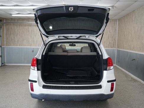 Used 2013 Subaru Outback 2.5i Limited w/ Moonroof Pkg AWD/4WD image 37