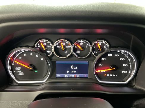 Used 2022 Chevrolet Silverado 1500 Custom w/ Safety Confidence Package AWD/4WD image 12