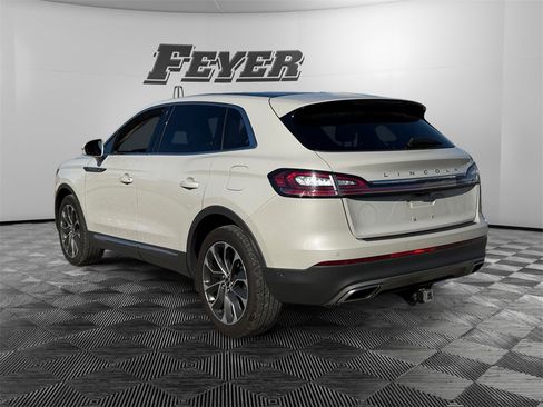 Used 2021 Lincoln Nautilus Reserve w/ Equipment Group 201A image 3