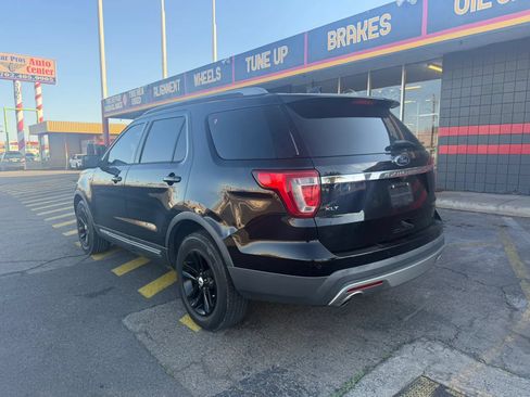 Used 2017 Ford Explorer XLT FWD image 4