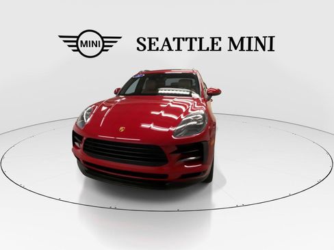 Used 2021 Porsche Macan AWD/4WD image 4