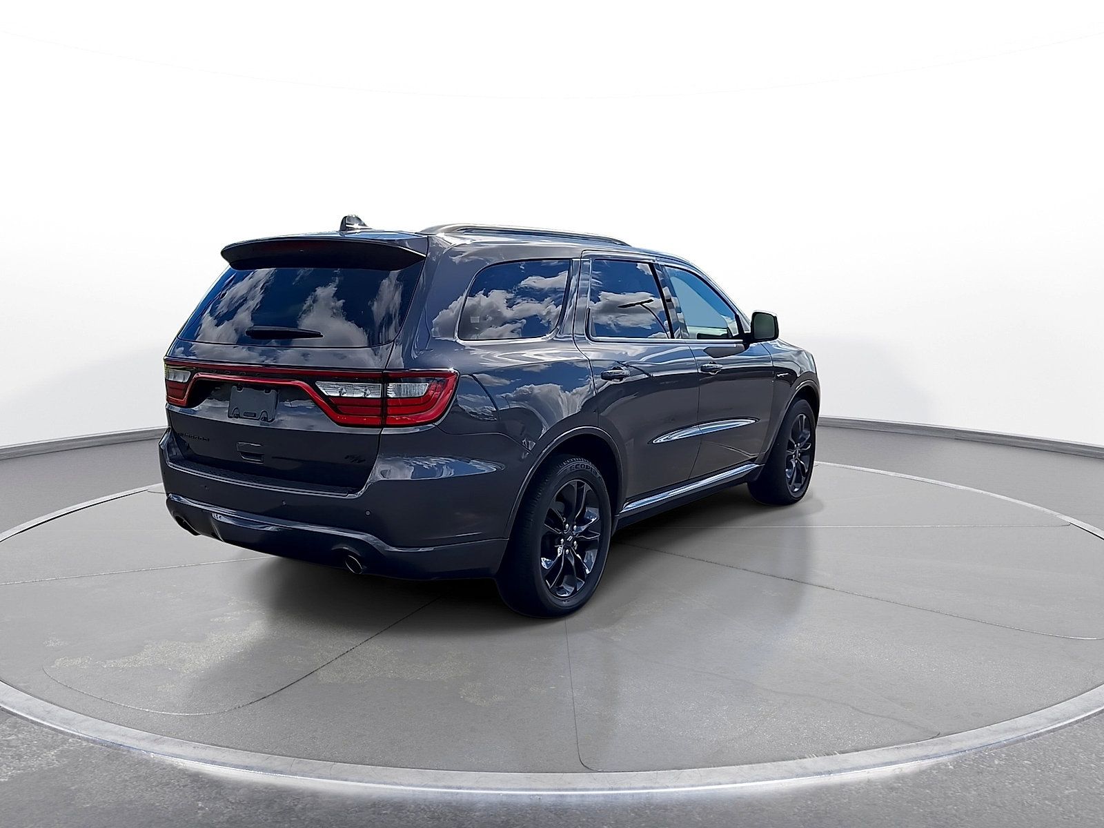 Used 2023 Dodge Durango R/T w/ Blacktop Package AWD/4WD image 8
