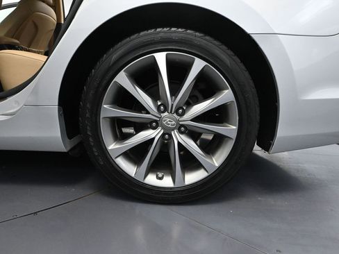 Used 2016 Hyundai Azera image 13