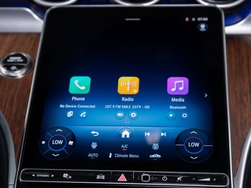 Certified 2025 Mercedes-Benz C 300 Sedan image 18