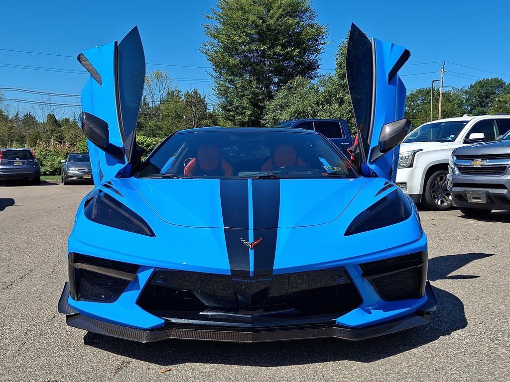 Used 2020 Chevrolet Corvette Stingray Preferred Cpe w/ 2LT Preferred Equipment Group RWD image 5