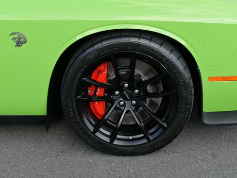 Used 2023 Dodge Challenger SRT Hellcat image 12