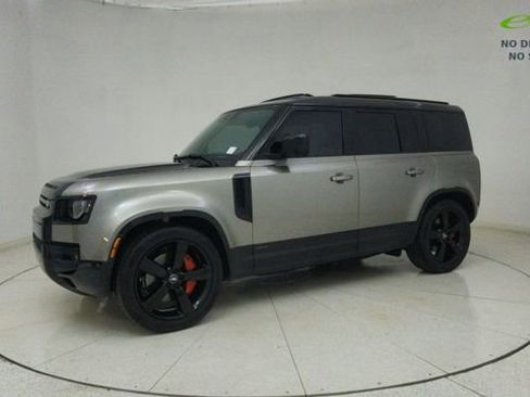 Used 2025 Land Rover Defender 110 X image 71