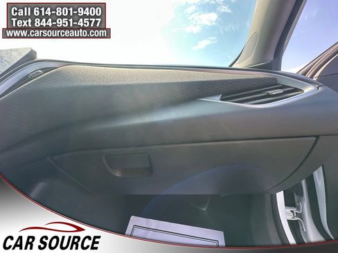 Used 2024 Chevrolet Malibu LT FWD image 30