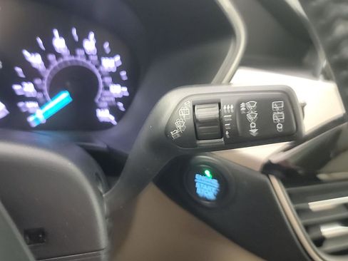 Used 2020 Ford Escape SEL FWD image 30