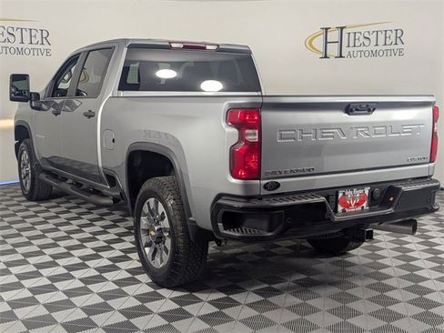 Used 2025 Chevrolet Silverado 2500 Custom w/ Custom Value Package image 5