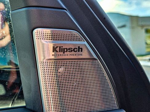 New 2026 INFINITI QX80 Autograph w/ Premium Cargo Package image 13