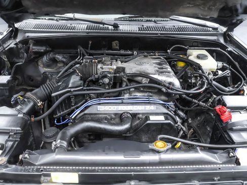 Used 2001 Toyota 4Runner SR5 image 26