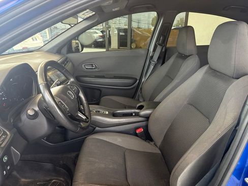 Used 2019 Honda HR-V Sport image 15