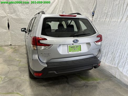 Used 2021 Subaru Forester AWD/4WD image 31