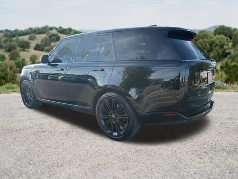 Used 2023 Land Rover Range Rover SE AWD/4WD image 7