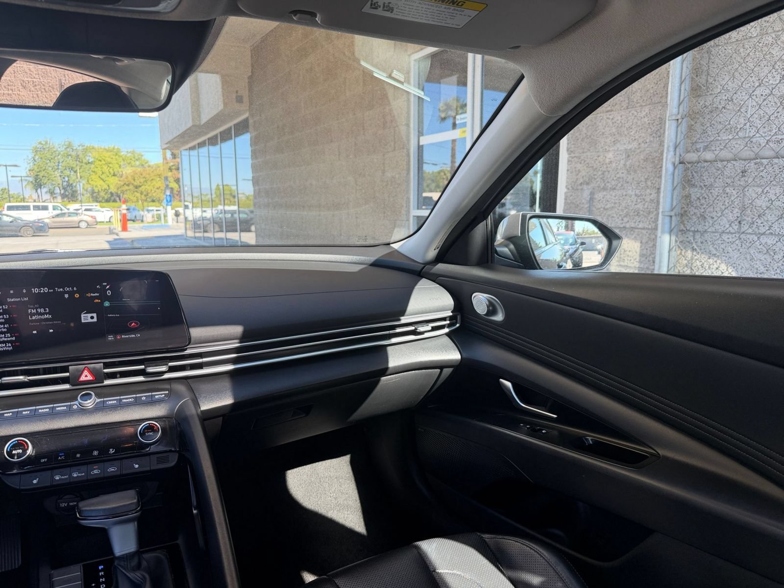 Used 2025 Hyundai Elantra Limited FWD image 36