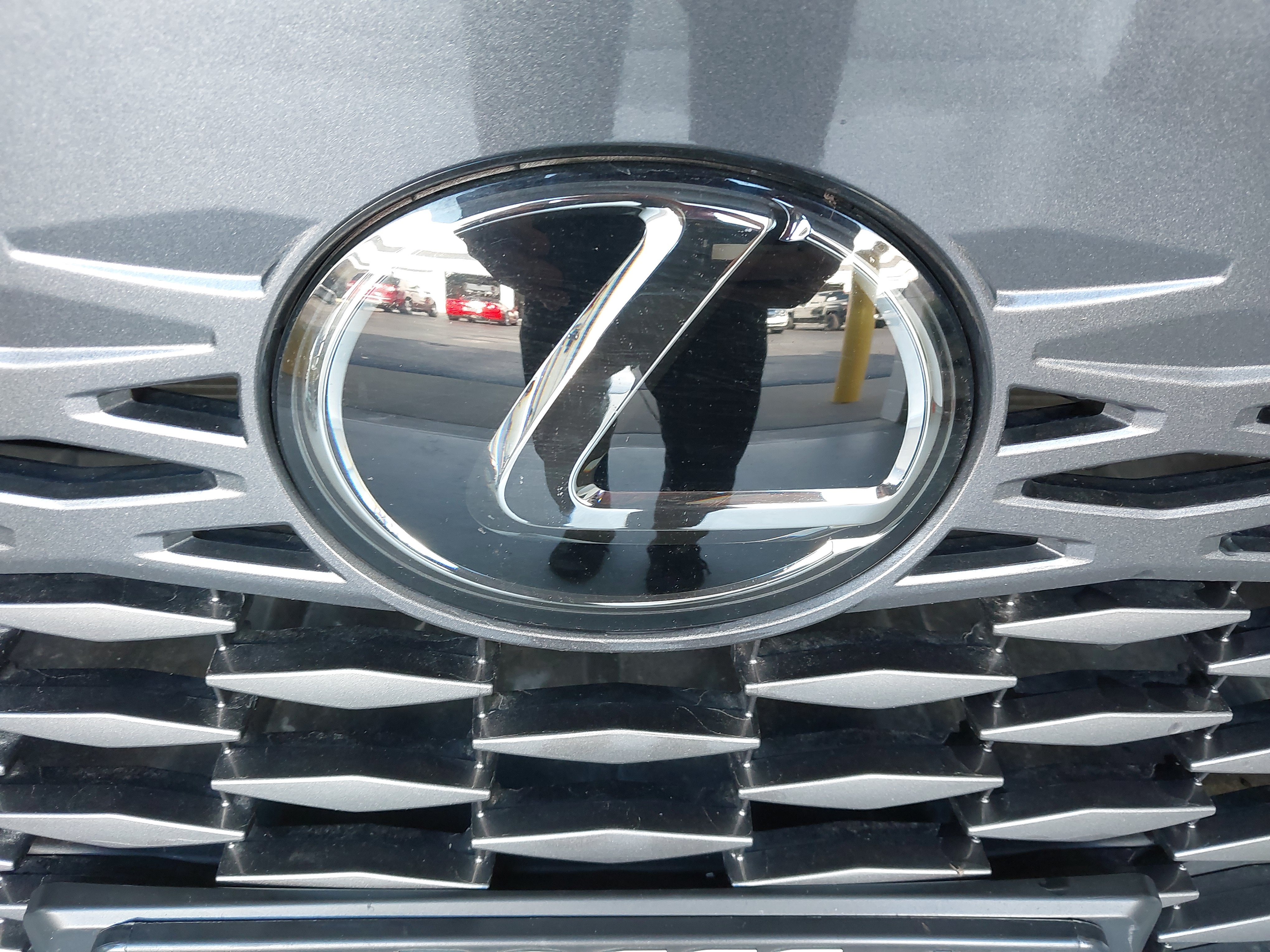 Used 2023 Lexus RX 350 Premium w/ Accessory Package AWD/4WD image 32