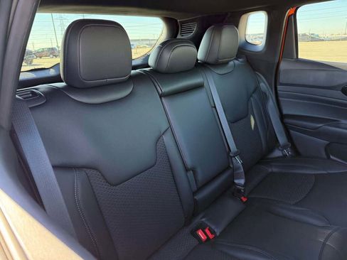 New 2026 Jeep Compass Latitude image 28