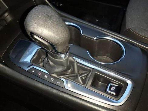 Used 2022 Chevrolet Equinox LT image 21