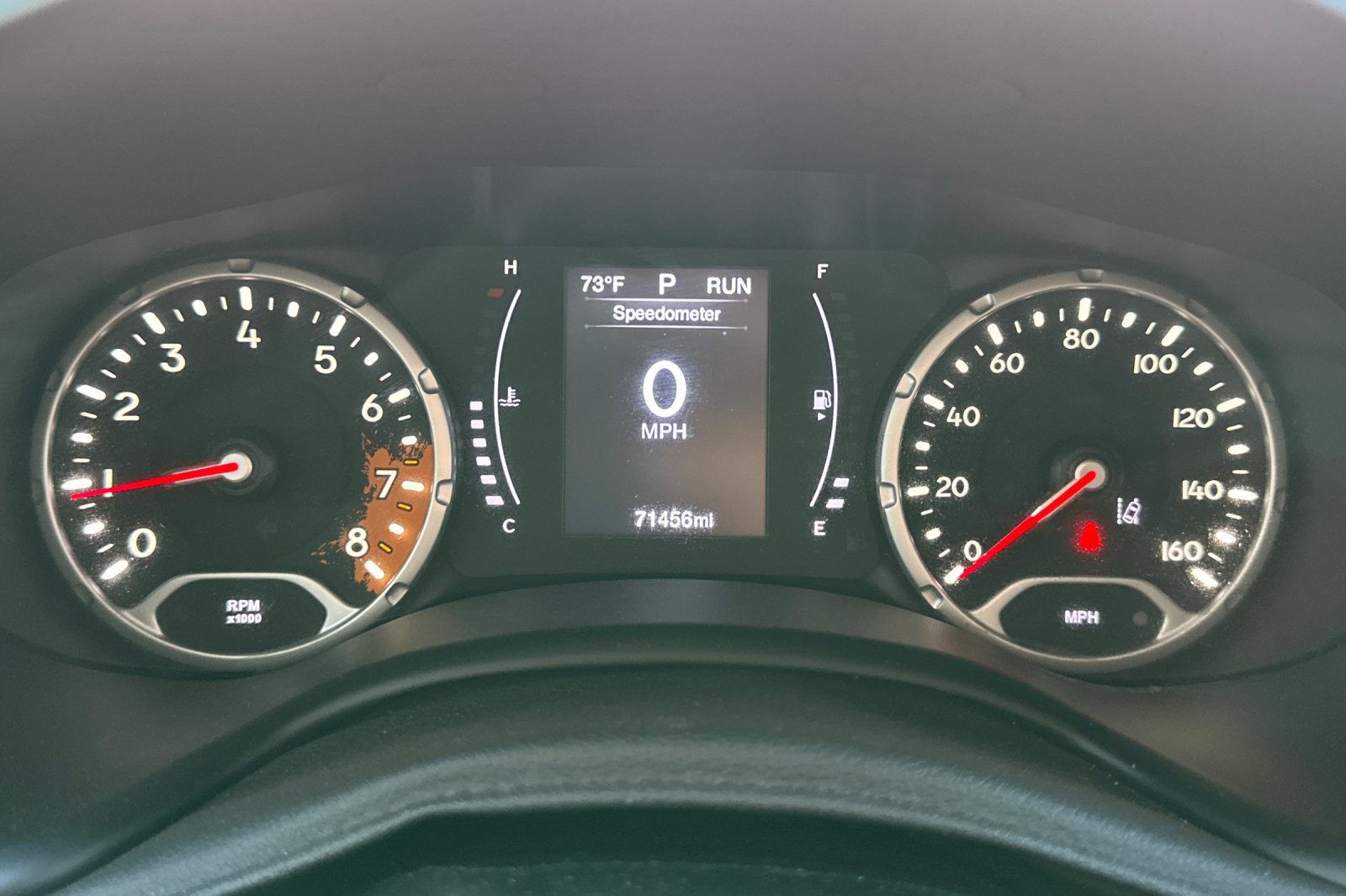 Used 2018 Jeep Renegade Latitude FWD image 39
