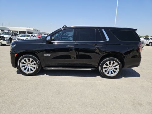 Used 2023 Chevrolet Tahoe Premier w/ Texas Edition RWD image 4