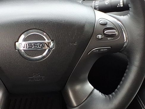 Used 2020 Nissan Murano SL w/ Cargo Package FWD image 11