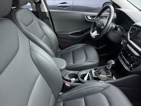 Used 2019 Hyundai Ioniq Limited image 9