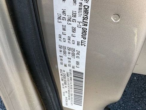 Used 2013 Dodge Grand Caravan American Value Package image 32