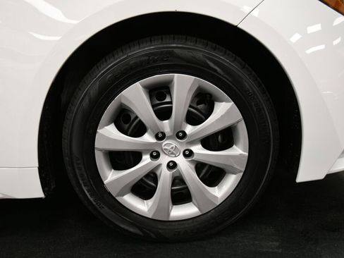 Certified 2024 Toyota Corolla LE image 9