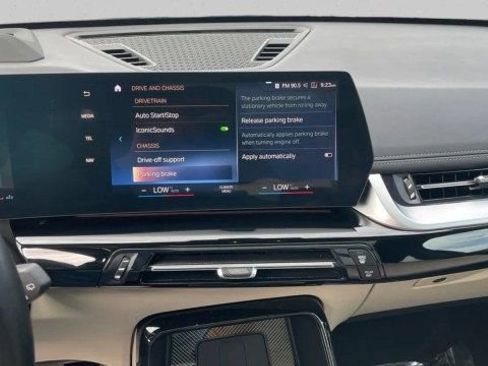 Used 2023 BMW X1 xDrive28i w/ Premium Package image 14