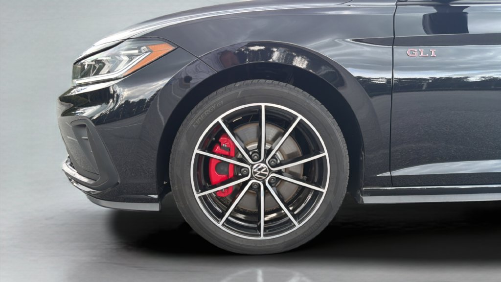 Used 2025 Volkswagen Jetta GLI Autobahn FWD image 35