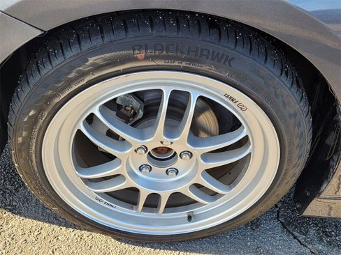 Used 2019 Toyota Prius L Eco image 14