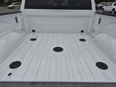 New 2026 RAM 2500 Big Horn AWD/4WD image 17