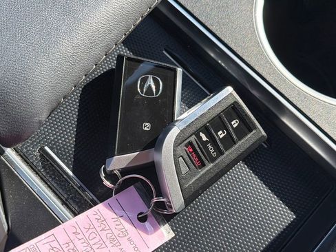 Used 2024 Acura MDX A-Spec image 28