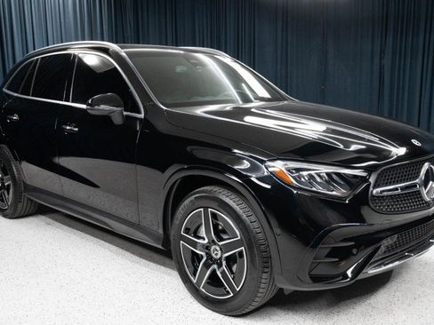Certified 2026 Mercedes-Benz GLC 300 4MATIC image 3