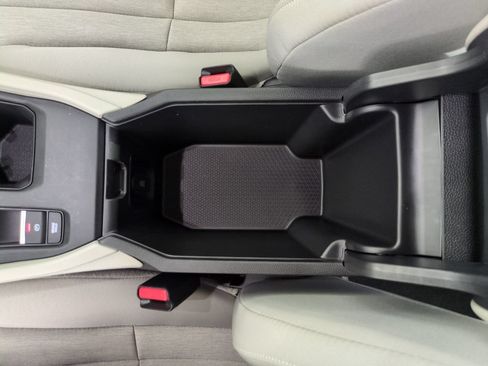 Certified 2025 Honda Accord LX image 27
