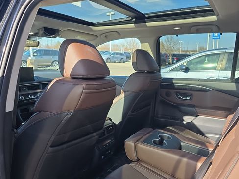 Used 2024 Honda Pilot Elite image 7