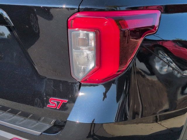 Used 2023 Ford Explorer ST w/ Equipment Group 401A AWD/4WD image 12