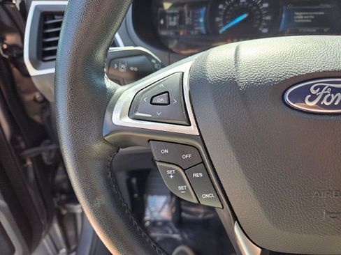 Used 2022 Ford Edge SEL AWD/4WD image 29