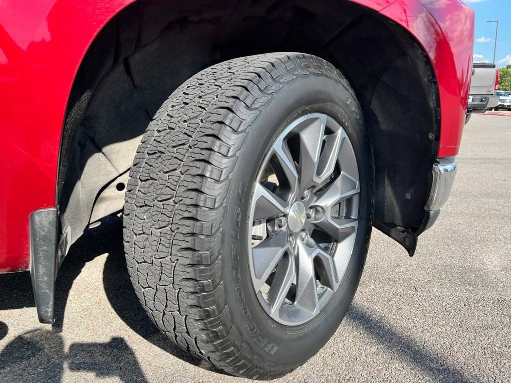Used 2019 Chevrolet Silverado 1500 LT w/ Texas Edition RWD image 6