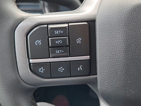 Used 2026 Ford F250 Lariat AWD/4WD image 12