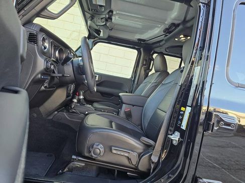 Used 2023 Jeep Wrangler Unlimited Sahara w/ Cold Weather Group image 41