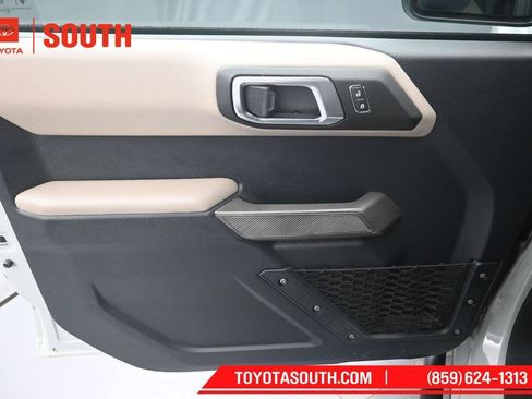Used 2022 Ford Bronco Wildtrak AWD/4WD image 25